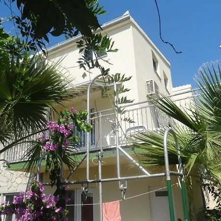 Apartment In With Sea View, Terrace, Air Conditioning, Wifi 5046-2 *